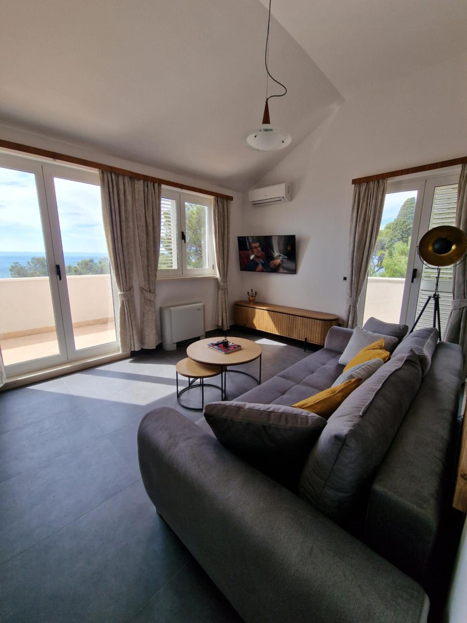 Villa Dalmatino เบรลา ภายนอก รูปภาพ