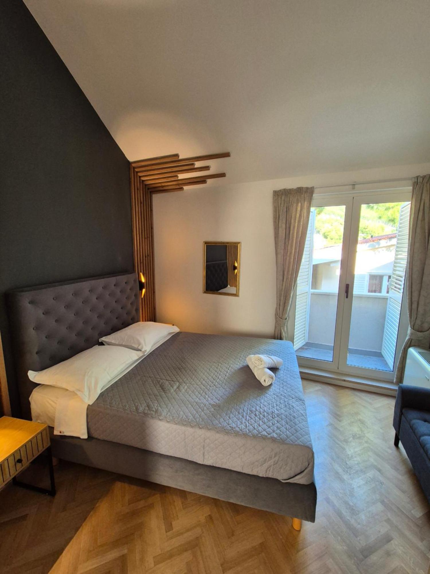Villa Dalmatino เบรลา ภายนอก รูปภาพ