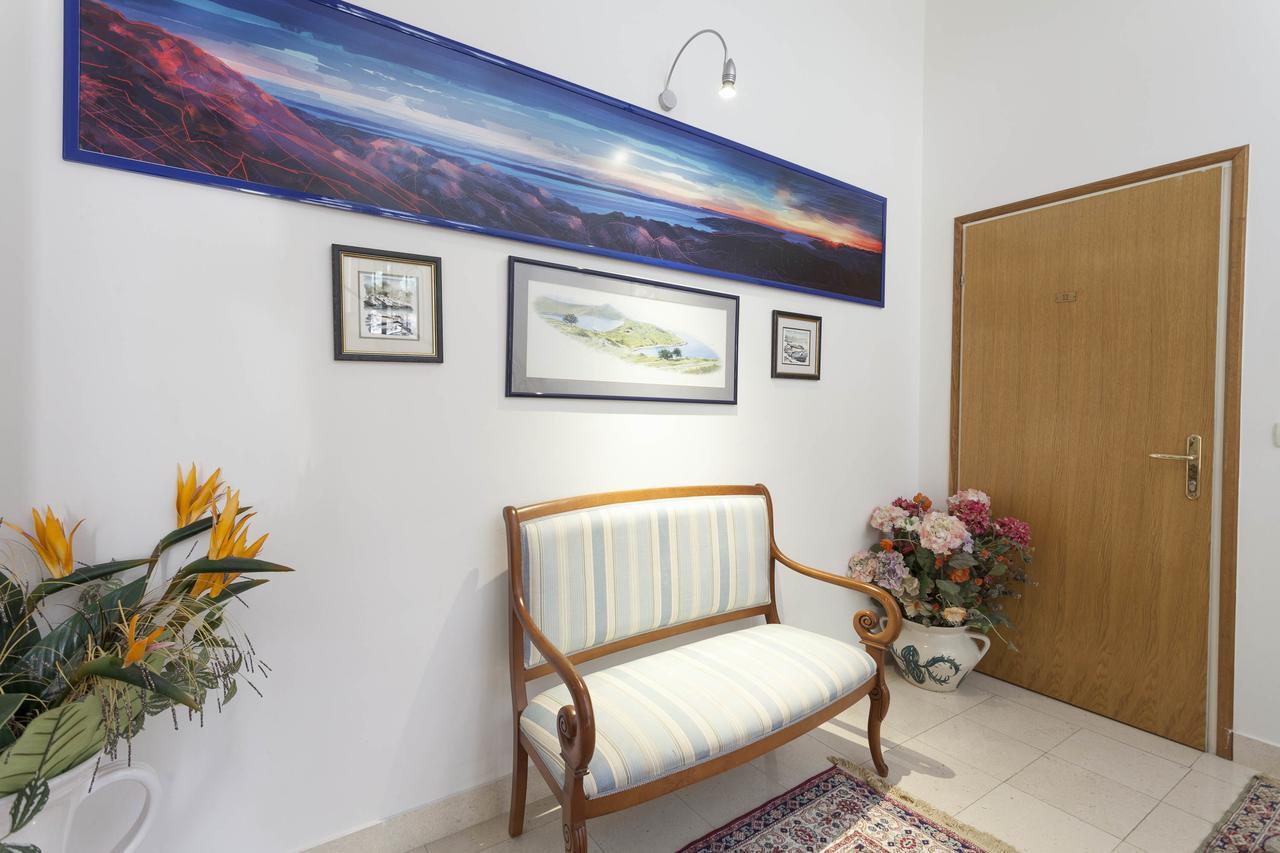 Villa Dalmatino เบรลา ภายนอก รูปภาพ
